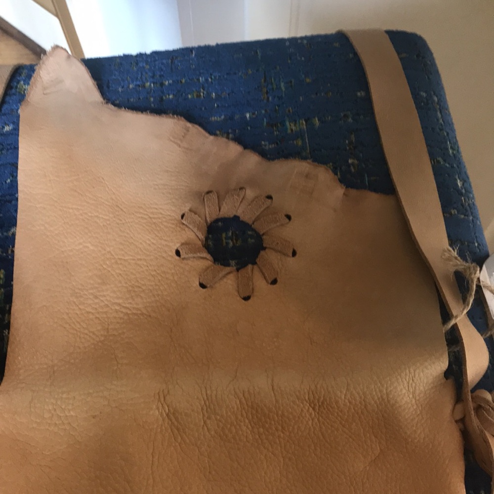 Lulu Handmade leather boho crossbody - Picture 4 of 5